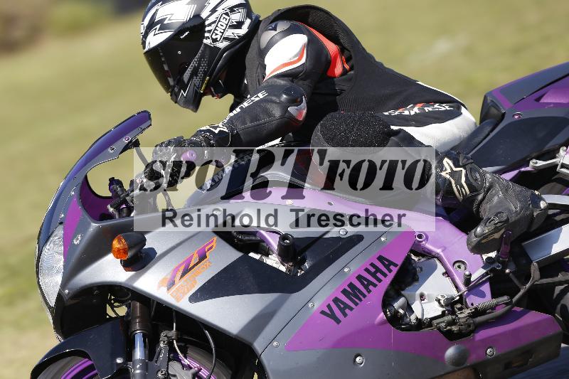 Archiv-2025/48 25.08.2025 Cornu Master School ADR/rot-rouge/110